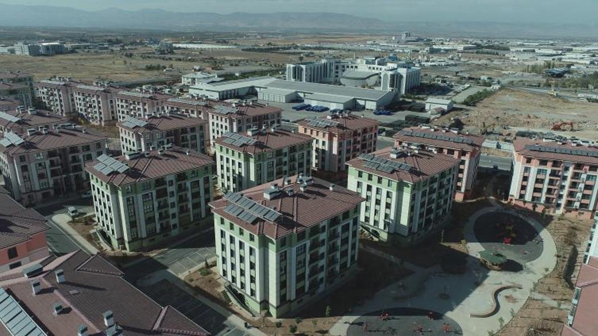 La livraison de maisons sismiques se poursuit à Malatya