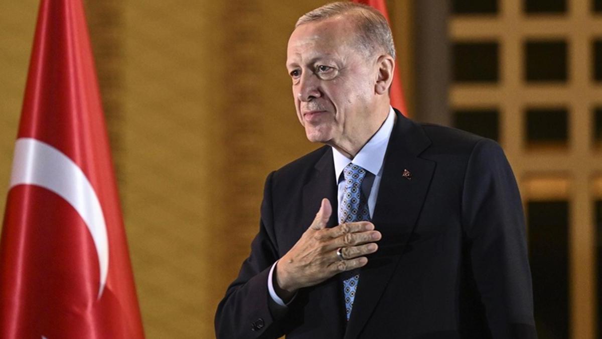 Message du Président Erdoğan à l'occasion de la Journée des journalistes de travail du 10 janvier