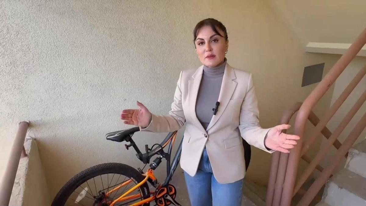 Les escaliers de feu sont devenus entrepôt!