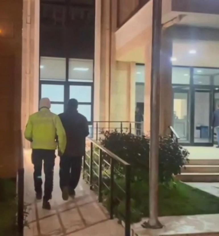 9 mille 267 livres pour le conducteur de service se déplaçant dans la direction opposée