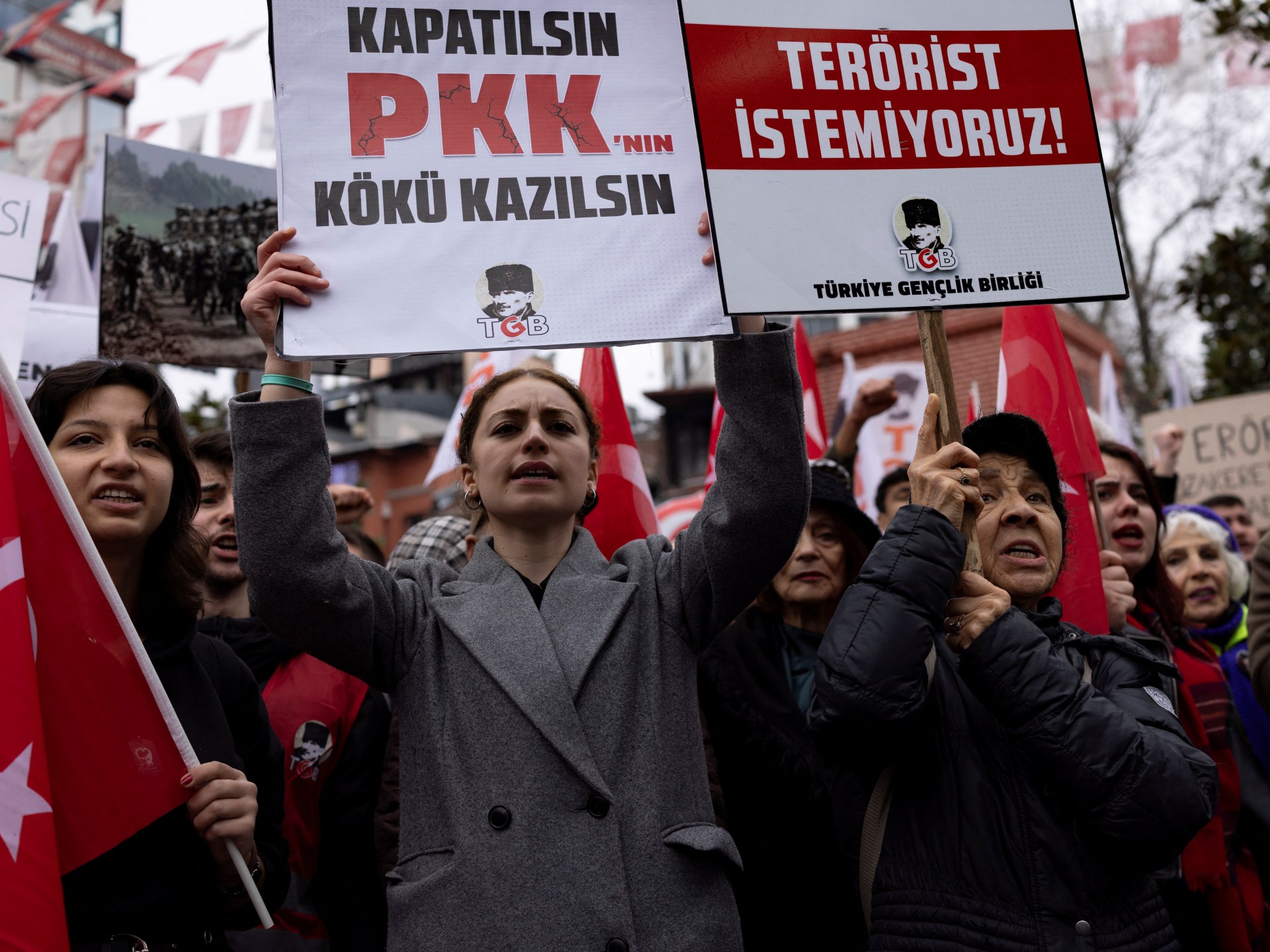 Turkiye arrête 282 au milieu de la tentative de réconcilier avec PKK