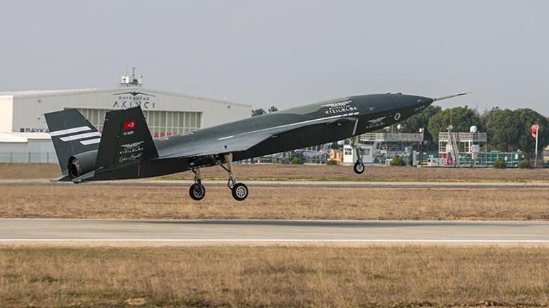 Les tests en vol de Bayraktar Kızılelma se poursuivent avec succès