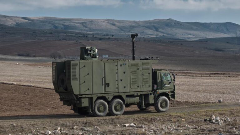 C'était avec succès: il a atteint 12! Ministre Kacır: l'acier ajoutera une résistance au dôme