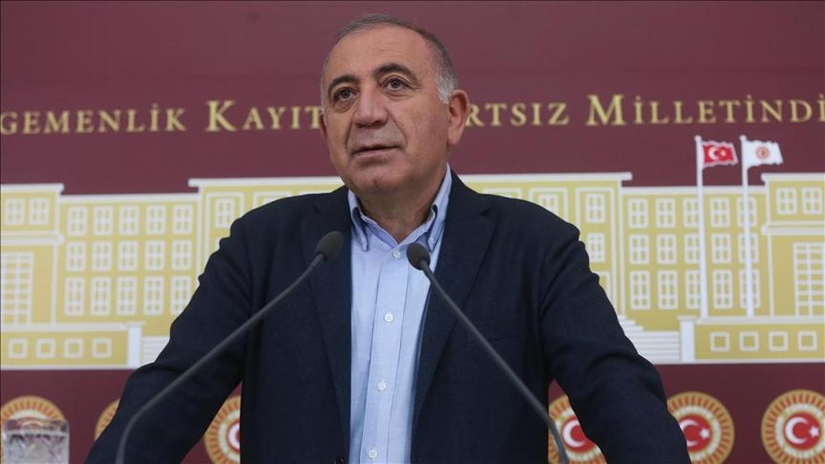 Gürsel Tekin établira une nouvelle fête