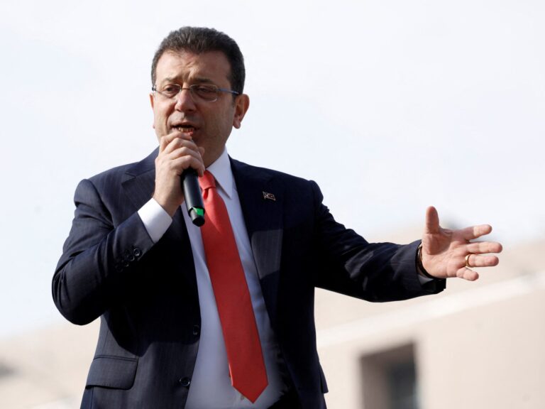 L'Université d'Istanbul de Turkiye annue le diplôme du maire Ekrem Ekrem Imamoglu