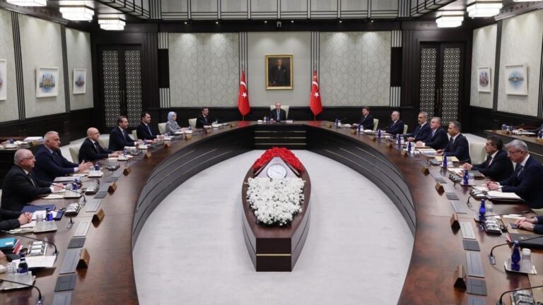 Le Cabinet se réunira aujourd'hui! Voici les sujets sur la table