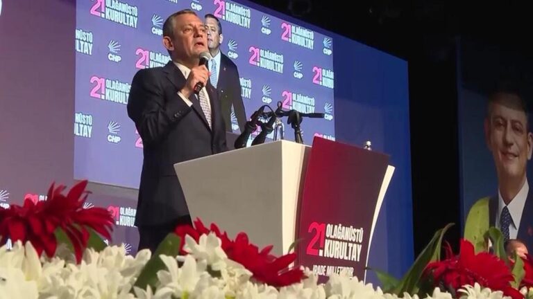 Réponse « Management Junta » à Özel