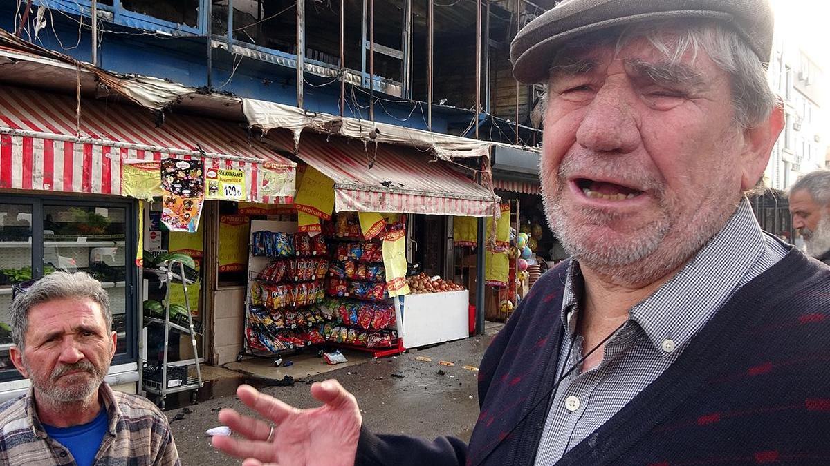 Il a expliqué la catastrophe en larmes: mon travail de 30 ans a été ruiné