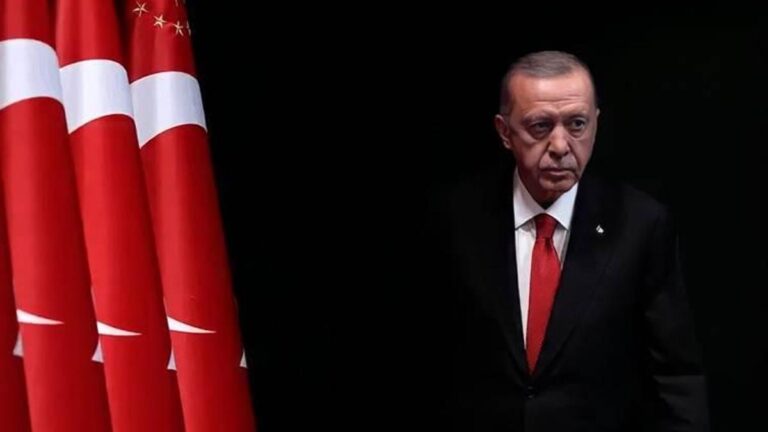 Financial Times a écrit: L'armée turque devient plus forte