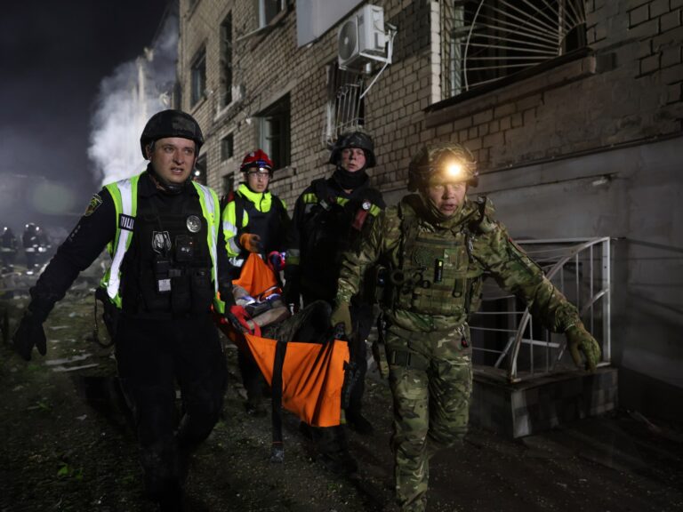 La Russie attrape un peu plus d'Ukraine alors qu'elle se dirige vers des discussions sur la paix