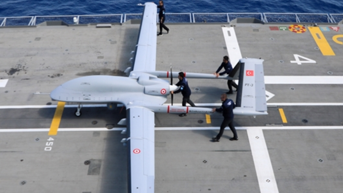 Bayraktar TB3 Un véhicule aérien sans pilote a été utilisé pour la première fois dans l'exercice