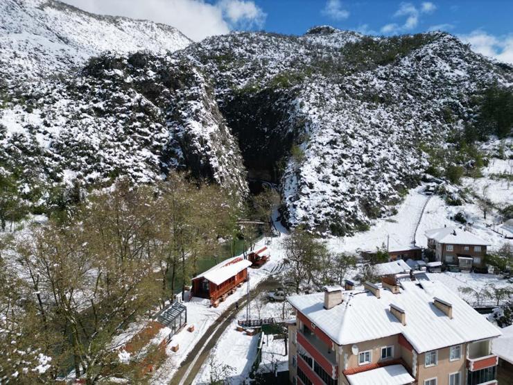 Snow Beauty in Ulukaya Waterfall and Canyon
