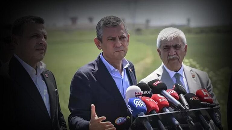 Visite de Özgür Özel à İmamoğlu