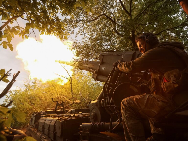 Deux tués dans des attaques russes contre l'Ukraine avant les éventuelles pourparlers à Turkiye