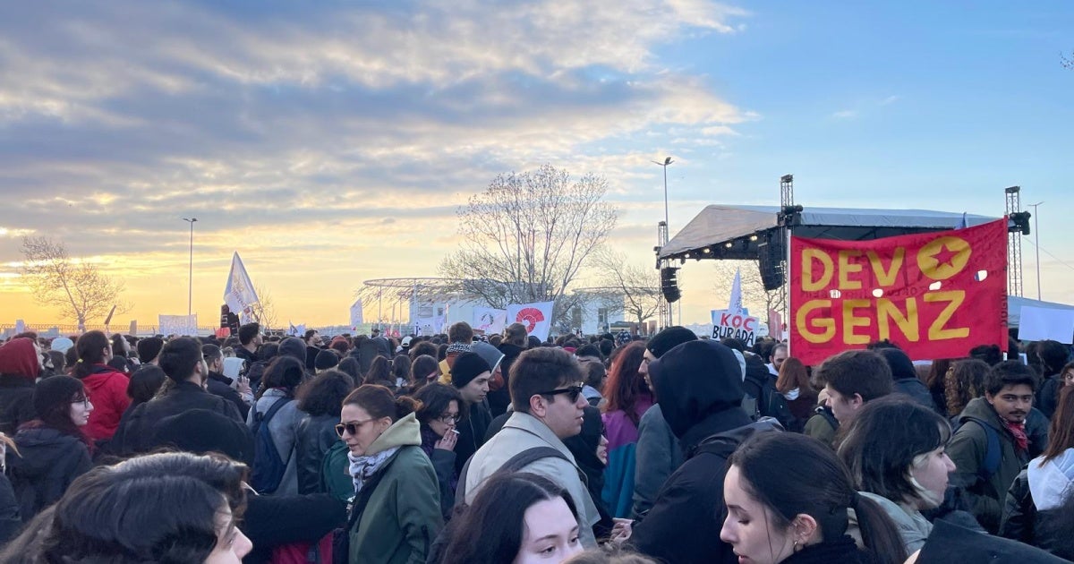 Türkiye: étudiants, journalistes en procès pour protester