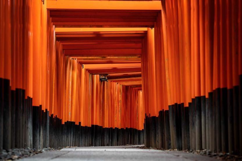 Symbole de souhait et de gratitude du Japon: Temple Fushimi Inari