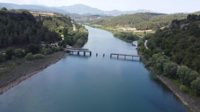 Paysage qui repose les visiteurs: Aladağ