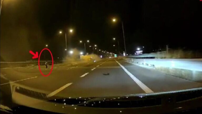 Moments pleins de peur à Sakarya: L'enfant a sauté du véhicule Somersault!