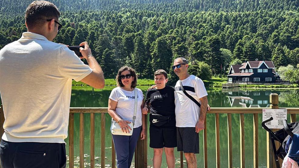 Le parc naturel de Gölcük a été inondé par des vacanciers: la nature, l'énergie est grande