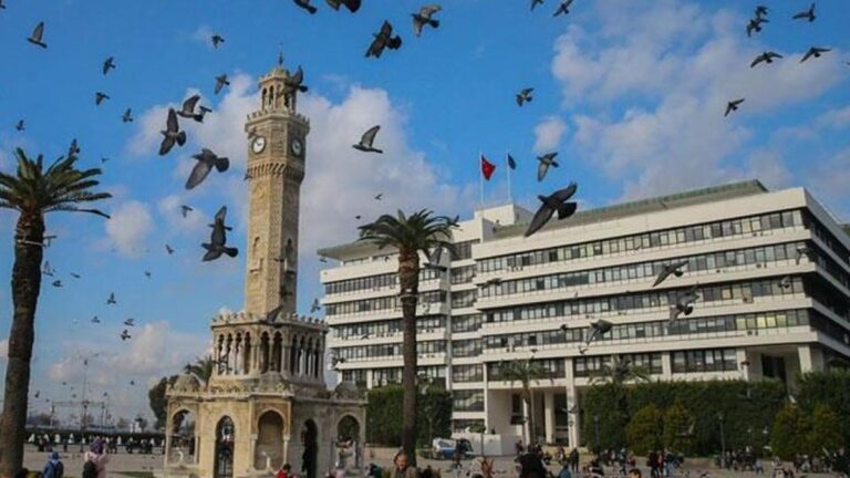 Le nombre de détention est passé à 130 dans l'opération de corruption à Izmir