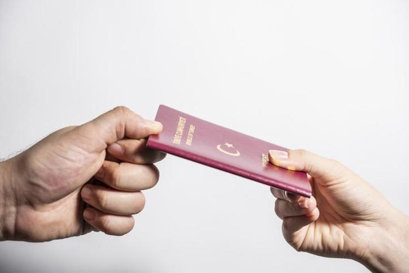 Dernier statut dans Schengen Visa: les applications ont été arrêtées, pourquoi la crise du bateau limité a été dépassée.