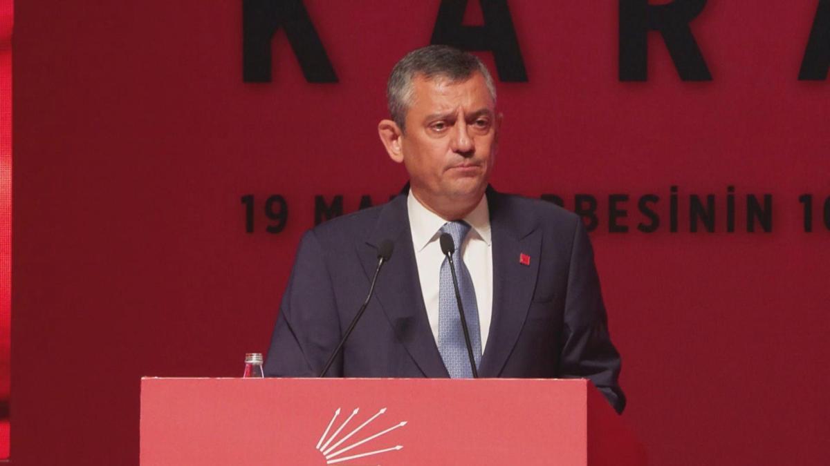 Interprétation de la provocation des dessins animés du chef du CHP Özgür Özel