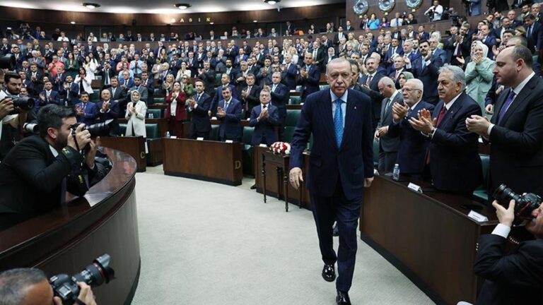 L'organisation terroriste a brûlé des armes PKK! Les yeux se sont tournés vers les déclarations du président Erdoğan demain: qu'est-ce qui explique?