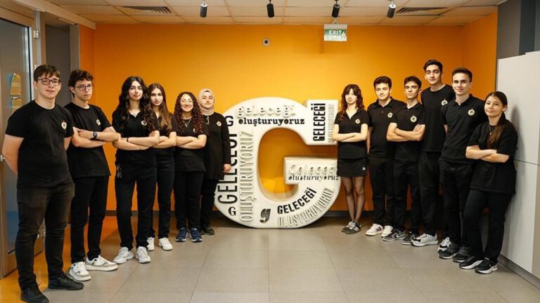 Demiören Media and Technology High School: une école primaire à Türkiye