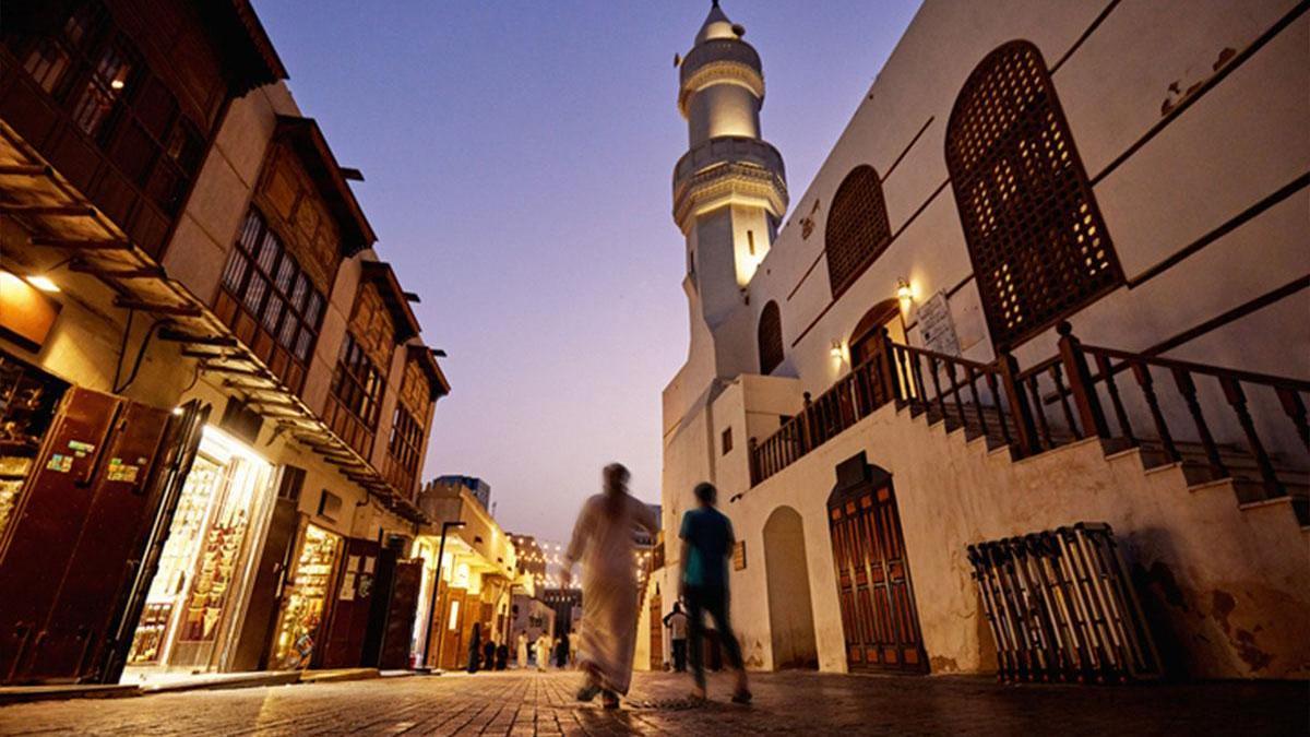 Lieux à visiter en Arabie saoudite: Jeddah, Dammam, Mecque, Médine ... quoi, où manger?