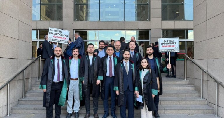 Les poursuites pour «insulter le président» continuent à Türkiye