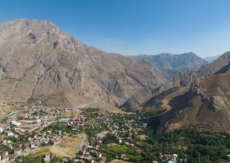 Des années plus tard, la culture Hakkari rencontre les arts