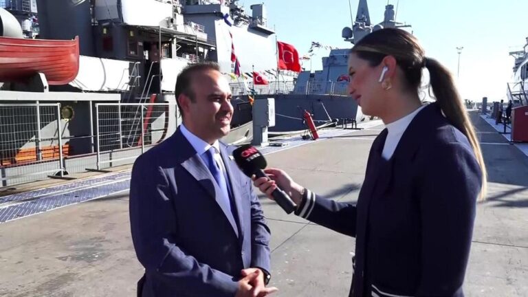 Le ministre de l'industrie et de la technologie Mehmet Fatih Kacır s'est entretenu avec CNN Türk: Steel Dome se développera pas à pas