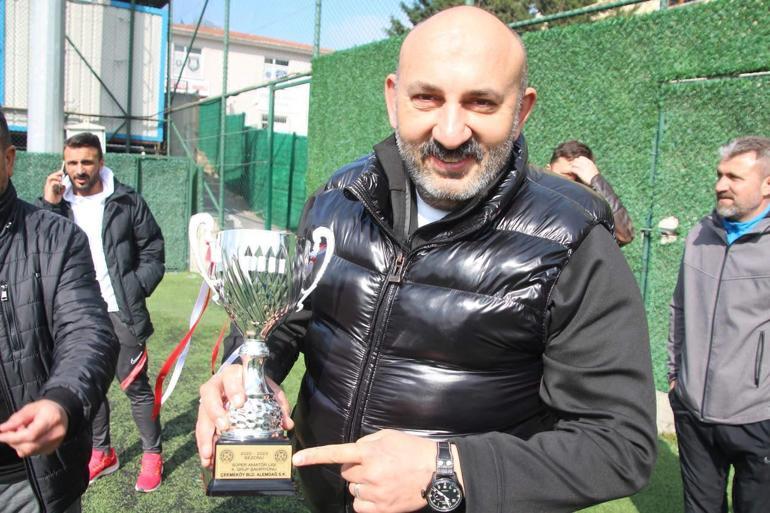 Le président du club sportif d'Alemdağ Tuncay Merrice Bloody Ambush Attack Mot
