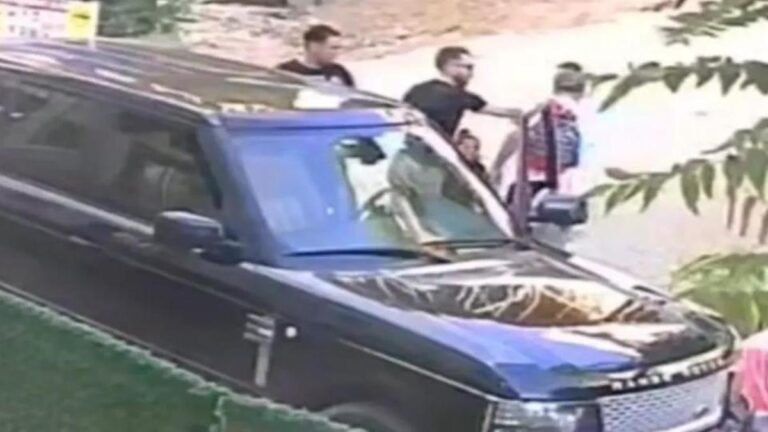 Le père, qui a été attaqué devant leurs enfants, a dit à ces moments: la psychologie de mes enfants est brisée