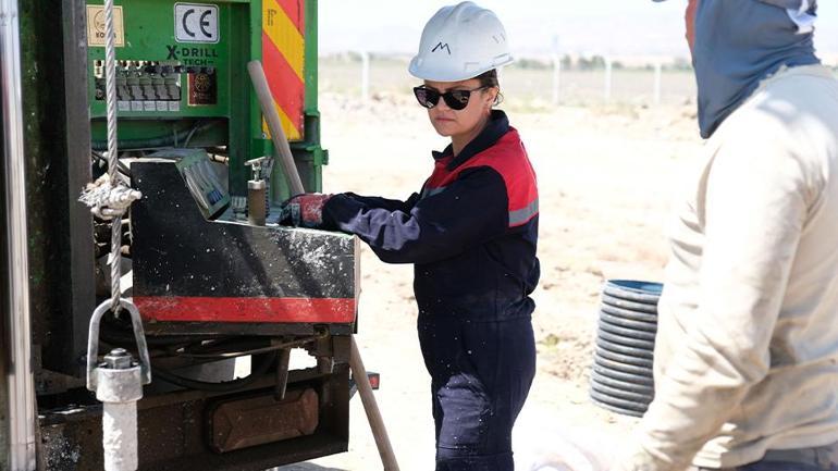 Ils ont dit que vous réussirais, il a réussi avec son courage: le succès inspirant de l'ingénieur géologique Tuğçe Özdemir