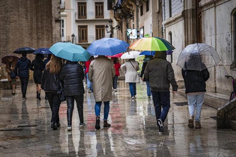 Météo | Préparer les parapluies de la météorologie AVERTISSEMENT TORRENTIANDE: Attention à ces heures