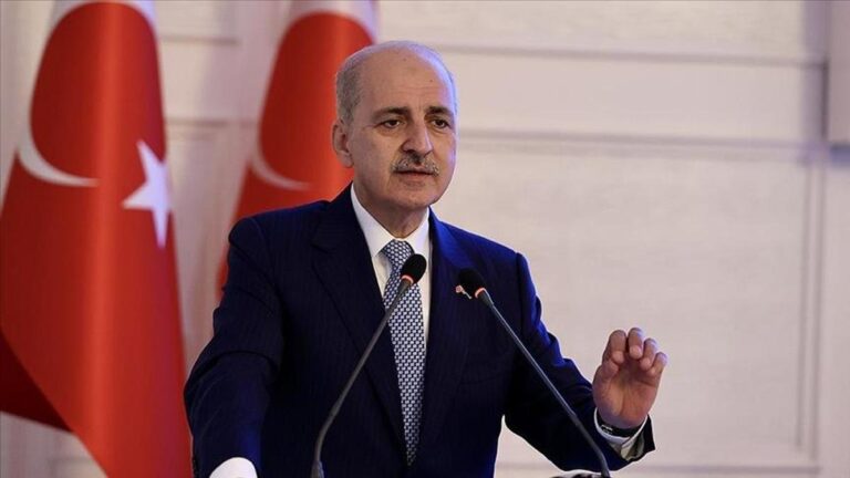 Partage du président du Parlement Kurtulmuş concernant les militants turcs amenés en Turquie
