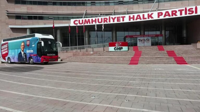 Tous les regards sont tournés vers le CHP sur le cas d'annulation du congrès du 24 octobre