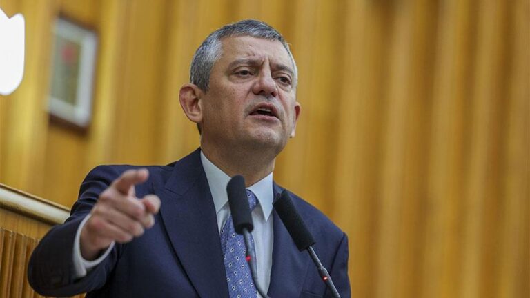 Le leader du CHP, Özel, évalue le « cessez-le-feu à Gaza »