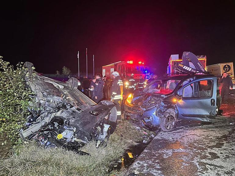 Son pneu a éclaté lors d'un dépassement, provoquant la terreur. Accident en chaîne impliquant 2 camions et 3 voitures à Edirne : 1 mort, 2 blessés