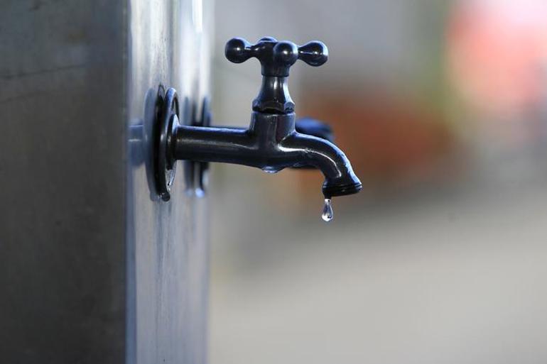 İSKİ 12 NOVEMBRE 2025 ÉCRAN D'ENQUÊTE DE COUPE D'EAU D'ISTANBUL Quand et à quelle heure l'eau arrivera à Istanbul, à quelle heure