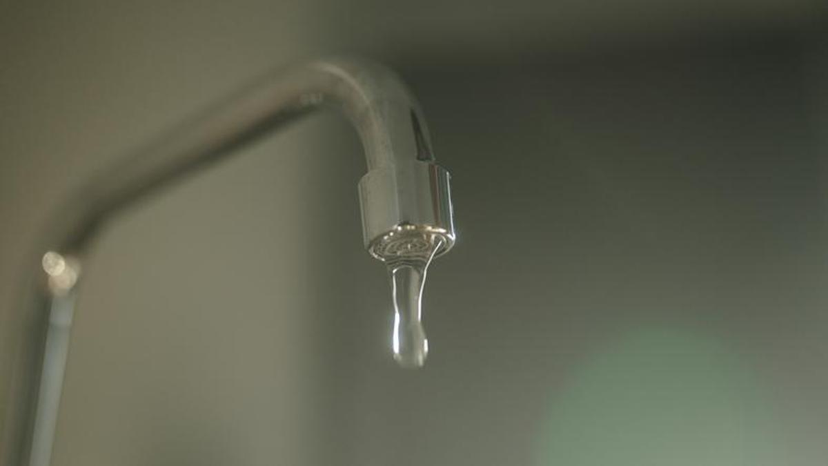 İSKİ 12 NOVEMBRE 2025 ÉCRAN D'ENQUÊTE SUR LES COUPES D'EAU D'ISTANBUL ! Quand et à quelle heure les eaux arriveront-elles à Istanbul ? À quelle heure?