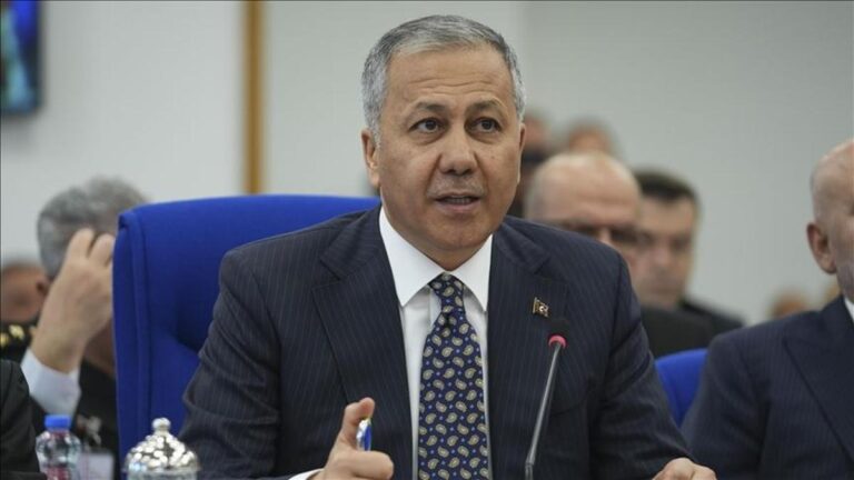 Ministre de l'Intérieur Ali Yerlikaya : « La punition est instantanée ; la culture de la circulation est permanente »