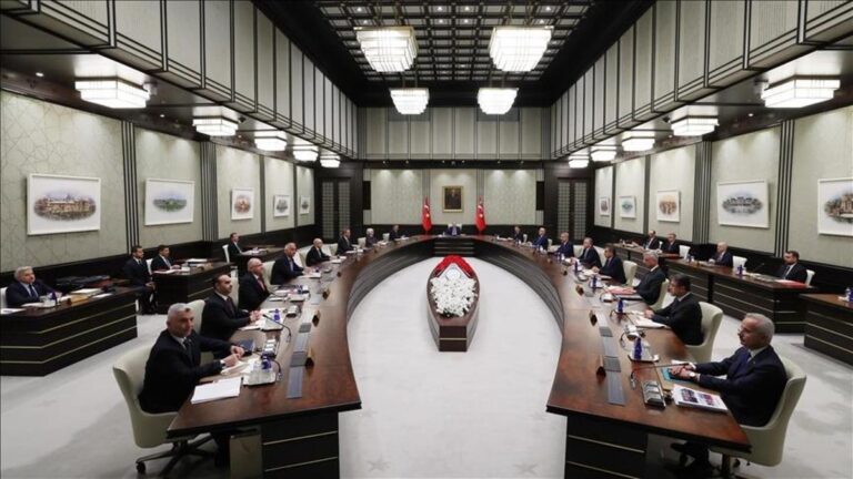 Dernières nouvelles: le Conseil des ministres a commencé à Beştepe