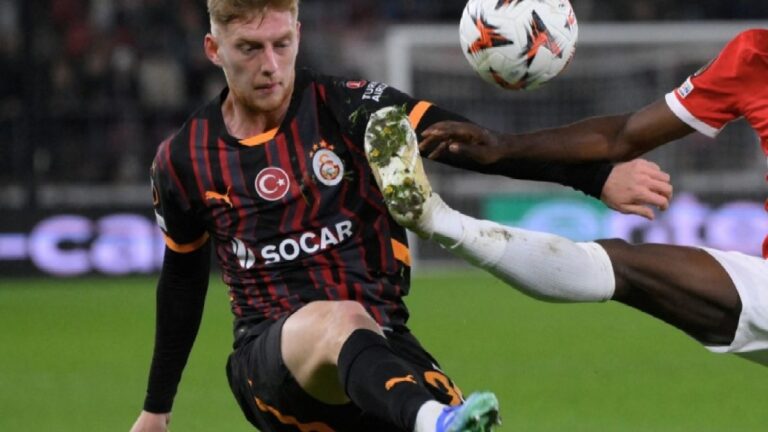 La Turquie ordonne l'arrestation de footballeurs de haut niveau et de responsables dans le cadre d'une enquête sur les jeux d'argent