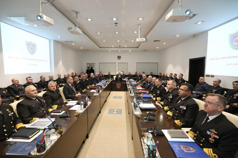 La réunion annuelle des commandants s'est tenue sous la présidence du ministre Güler