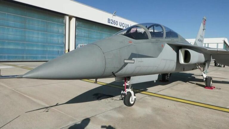 EXPORTATION GÉANTE DE TAI ! 30 HÜRJET en route vers l'Espagne