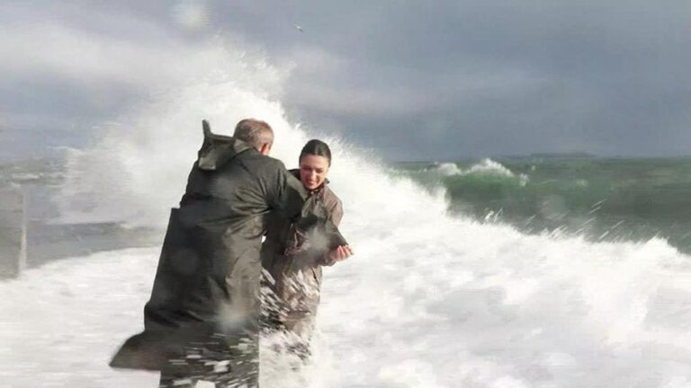 L'intensité de la tempête augmente à Istanbul : moments difficiles du correspondant de CNN TÜRK en direct