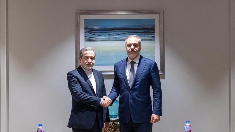 Diplomatie de la navette depuis la Turquie ! « Commencez à parler et continuez », suggestion d'Ankara aux États-Unis et à l'Iran