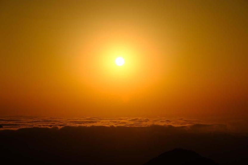 Vue mer de brouillard sur le plateau de Çetlüce, le paradis caché de Gümüşhane